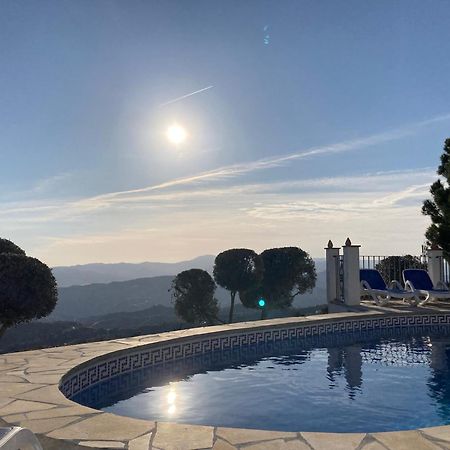 Casa Soleada Holiday Fully Private Villa Canillas de Aceituno Extérieur photo