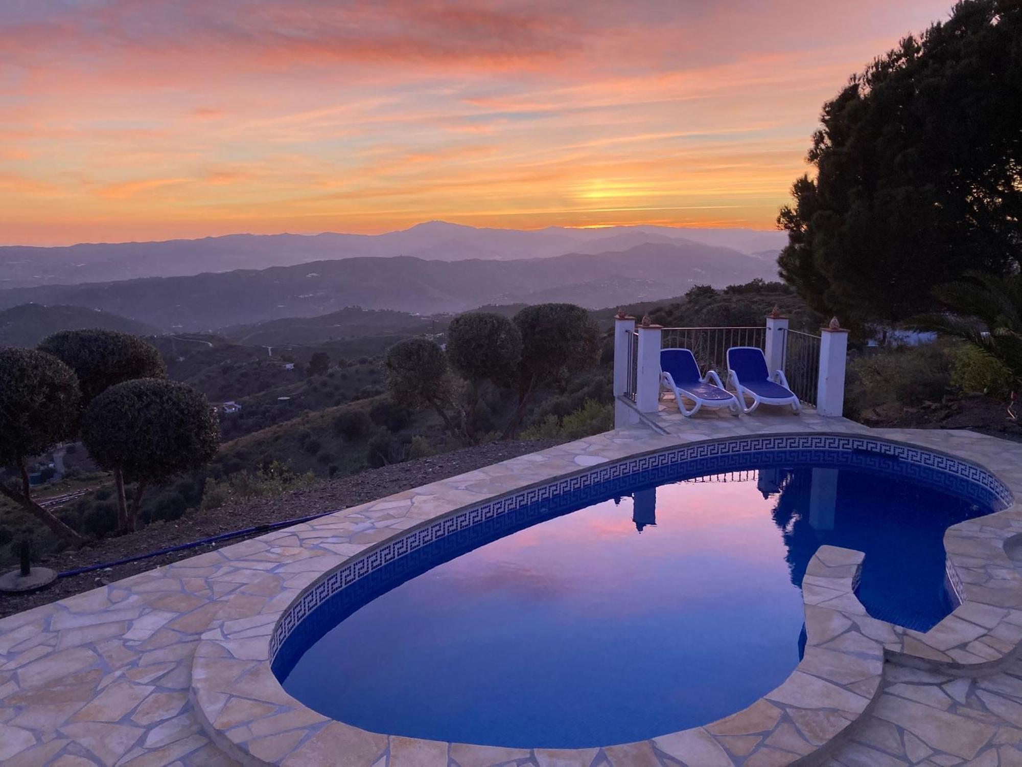 Casa Soleada Holiday Fully Private Villa Canillas de Aceituno Extérieur photo